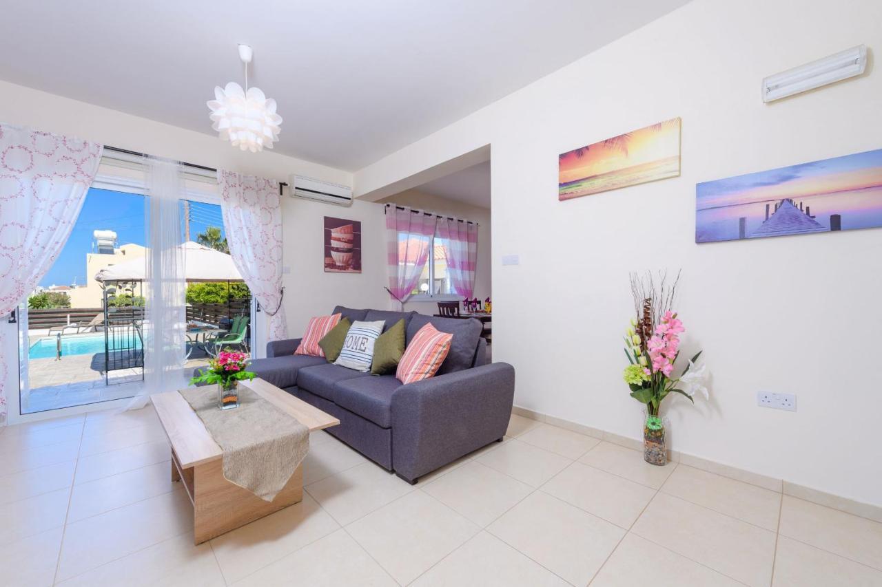 Sunset Villa โปรทาราส ภายนอก รูปภาพ